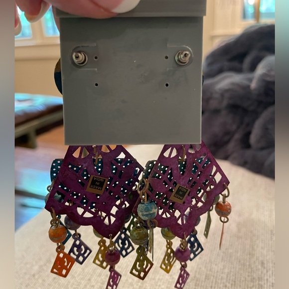 ‼️SOLD‼️Pierced Metal Colorful Dangle Earrings - Picture 6 of 7